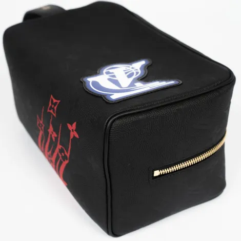 EVERYDAY BAGS NEW Louis Vuitton X NBA Cloakroom Dopp Kit Hero Black Monogram Canvas 10 ~item/2024/10/2/lux09492_2_1536x1536