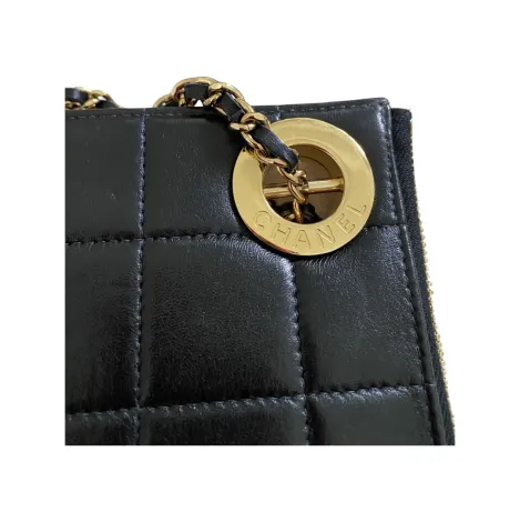 EVERYDAY BAGS Preowned Timeless Quilted Small Handcuft Leather Clutch 8 ~item/2024/10/4/pixelcut_11_2