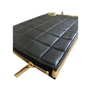 EVERYDAY BAGS Preowned Timeless Quilted Small Handcuft Leather Clutch 5 ~item/2024/10/4/pixelcut_5_3